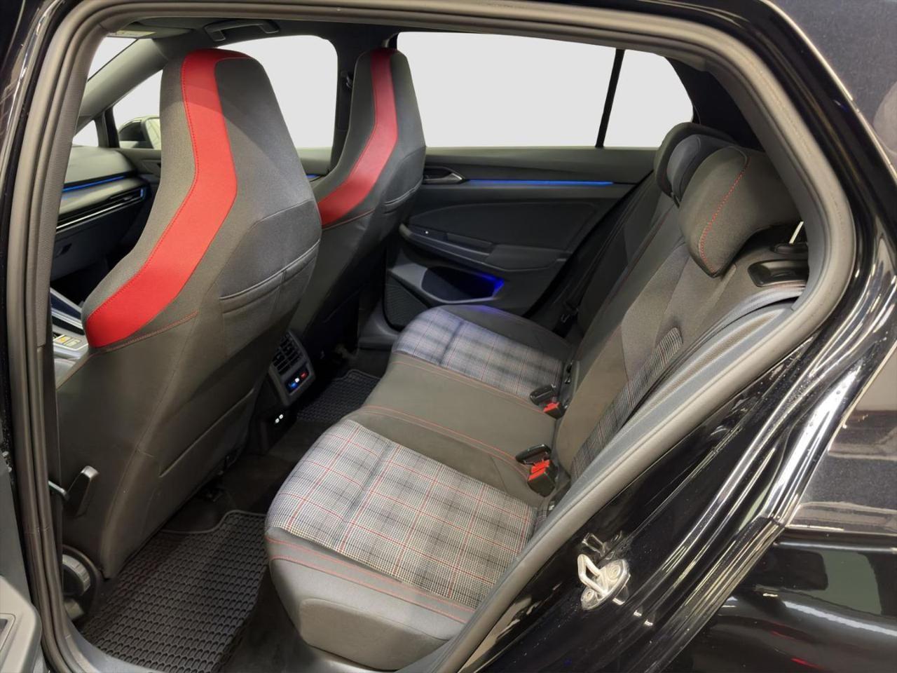 Volkswagen Golf 2.0 tsi GTI 245cv dsg