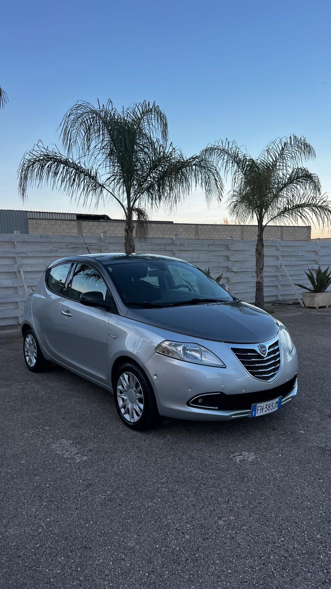 Lancia Ypsilon 1.2 benzina GPL