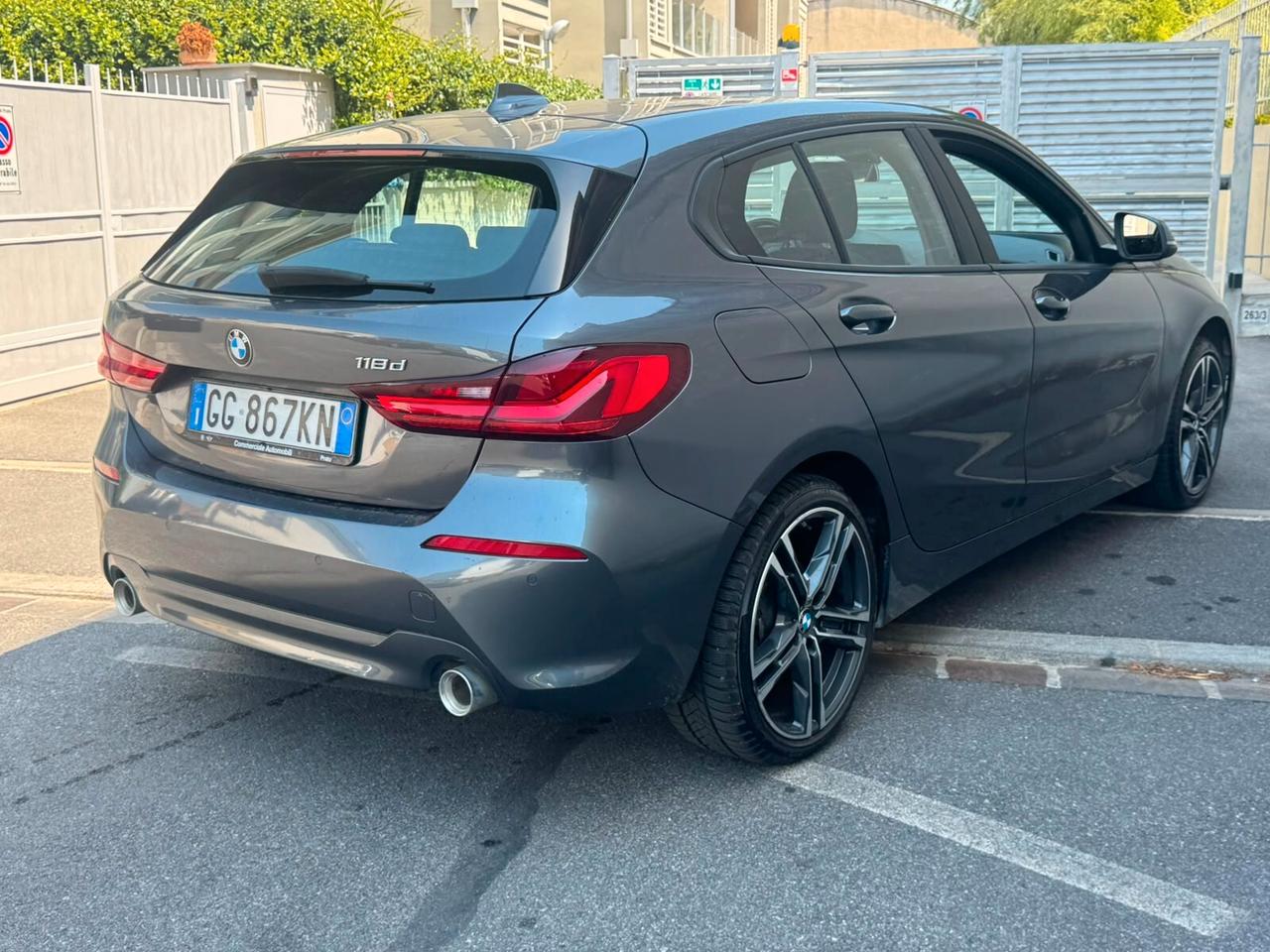 Bmw 118 118d 5p. Msport Exterior