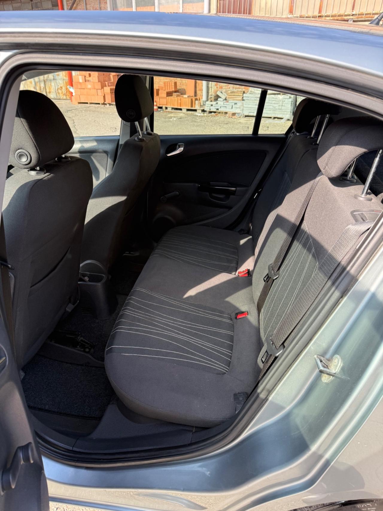 Opel Corsa 1.2 5 porte Edition