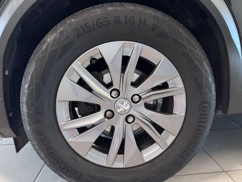 Peugeot 2008 2008 1.2 puretech Active Pack s&s 130cv