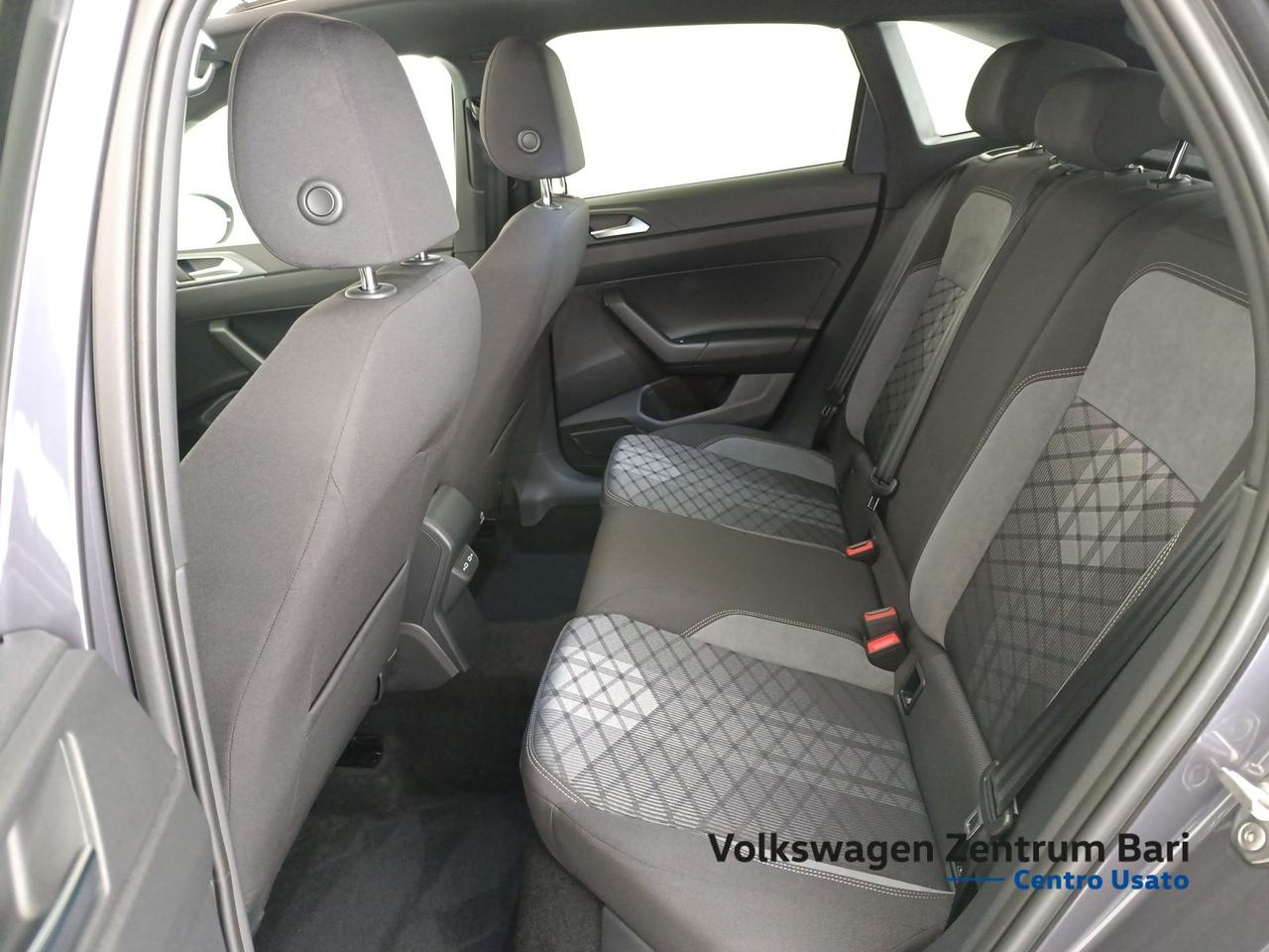 Volkswagen Taigo 1.0 tsi r-line 115cv dsg