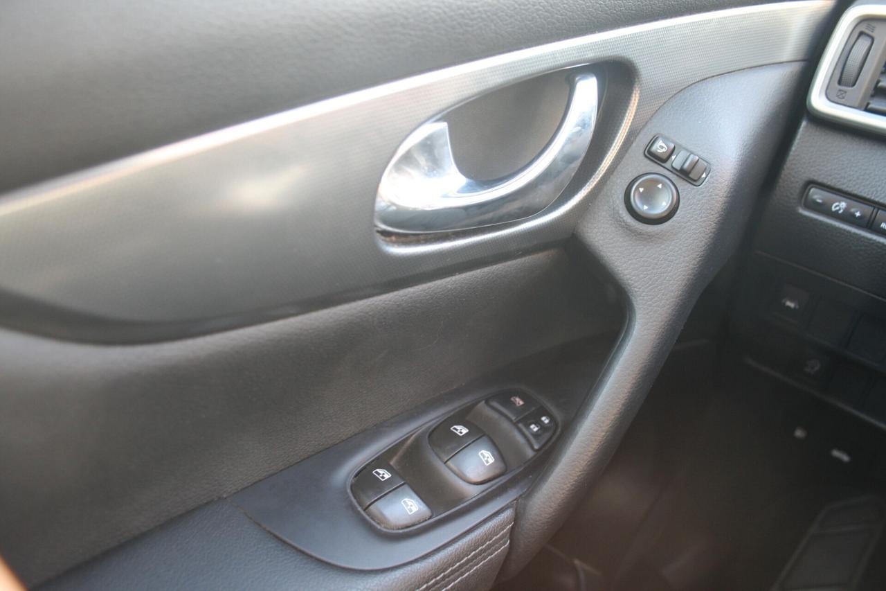 Nissan Qashqai 1.5 dCi Tekna 110 cv