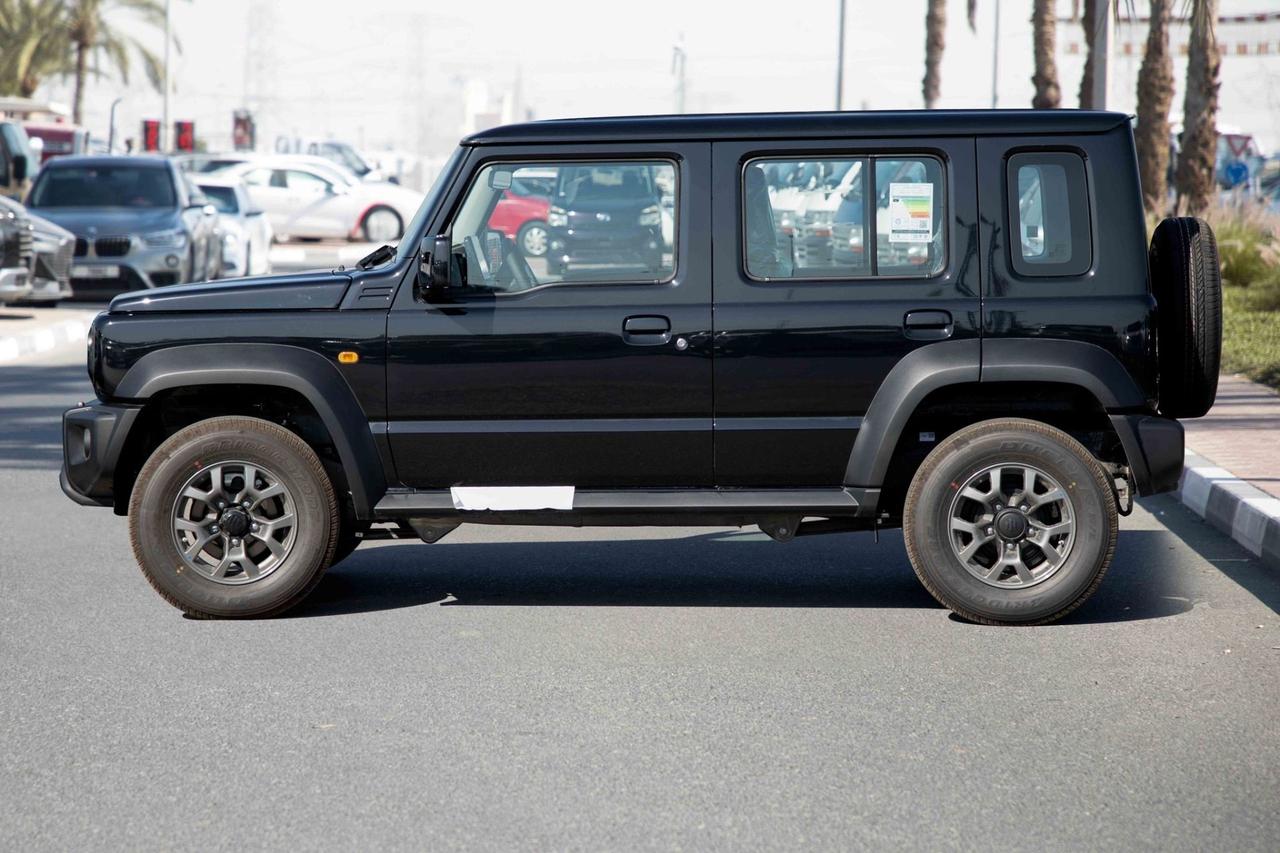 Suzuki Jimny 1.5 automatico 4 porte