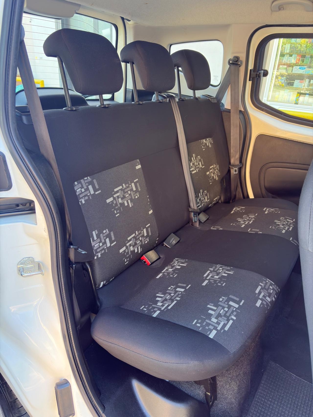 Fiat Qubo 1.4 8V 77 CV 5 posti vettura