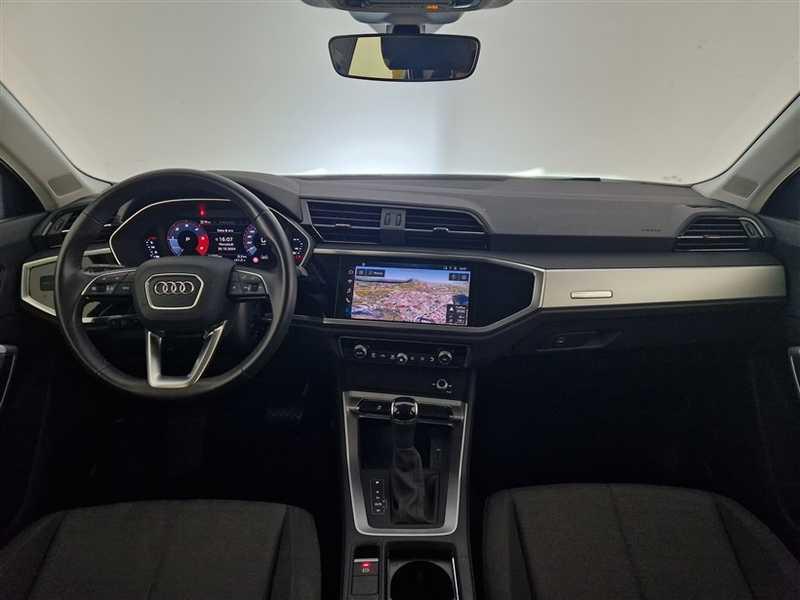 AUDI Q3 35 TDI S tronic Business Advanced