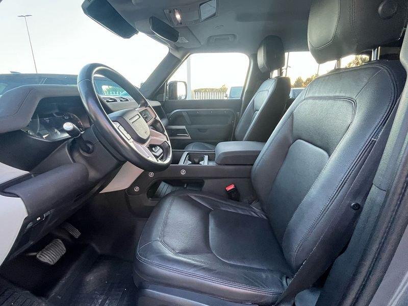 Land Rover Defender 110 3.0 I6 MHEV SE AWD Auto