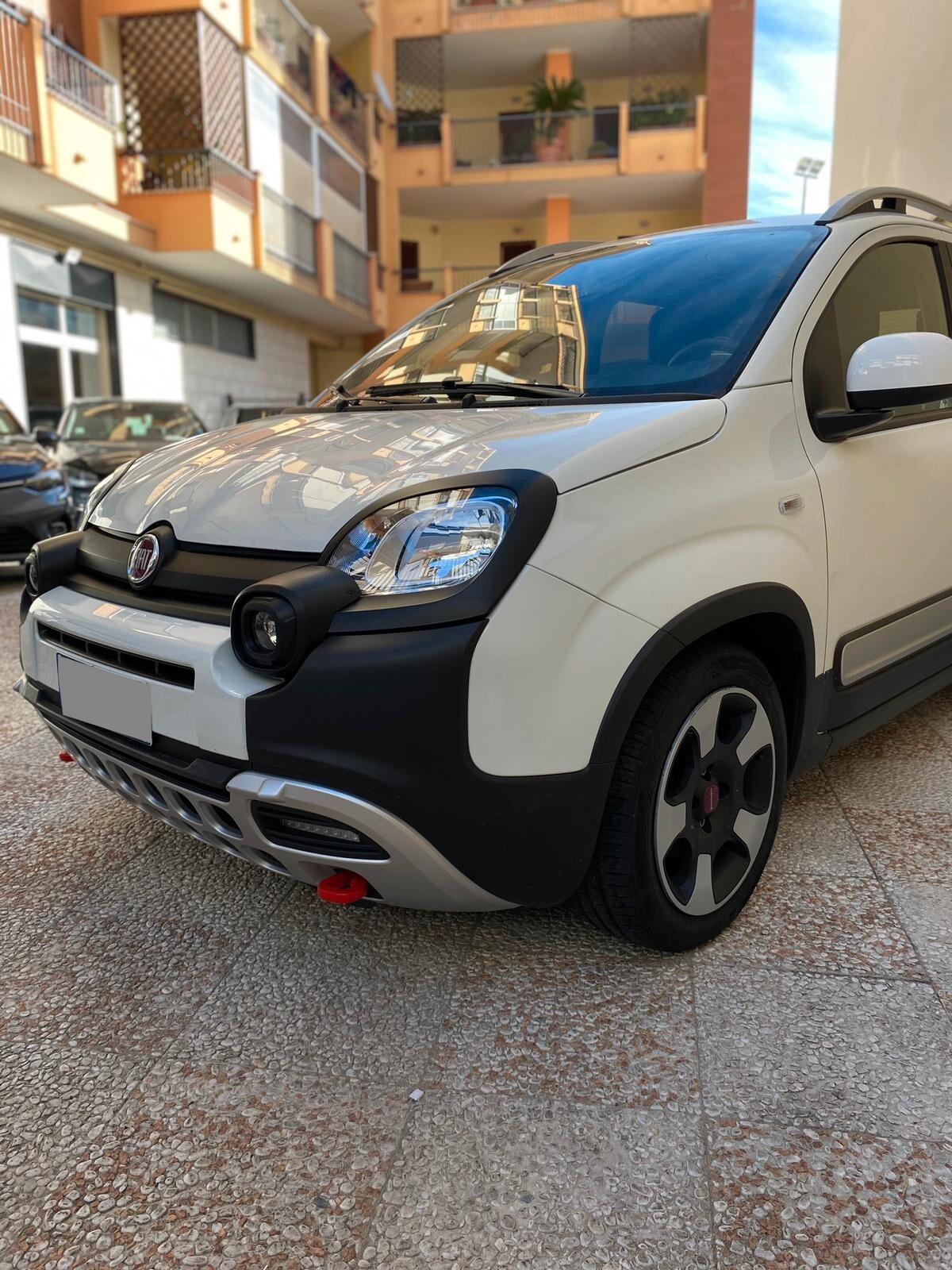 Fiat Panda Cross 1.0 FireFly S&S Hybrid