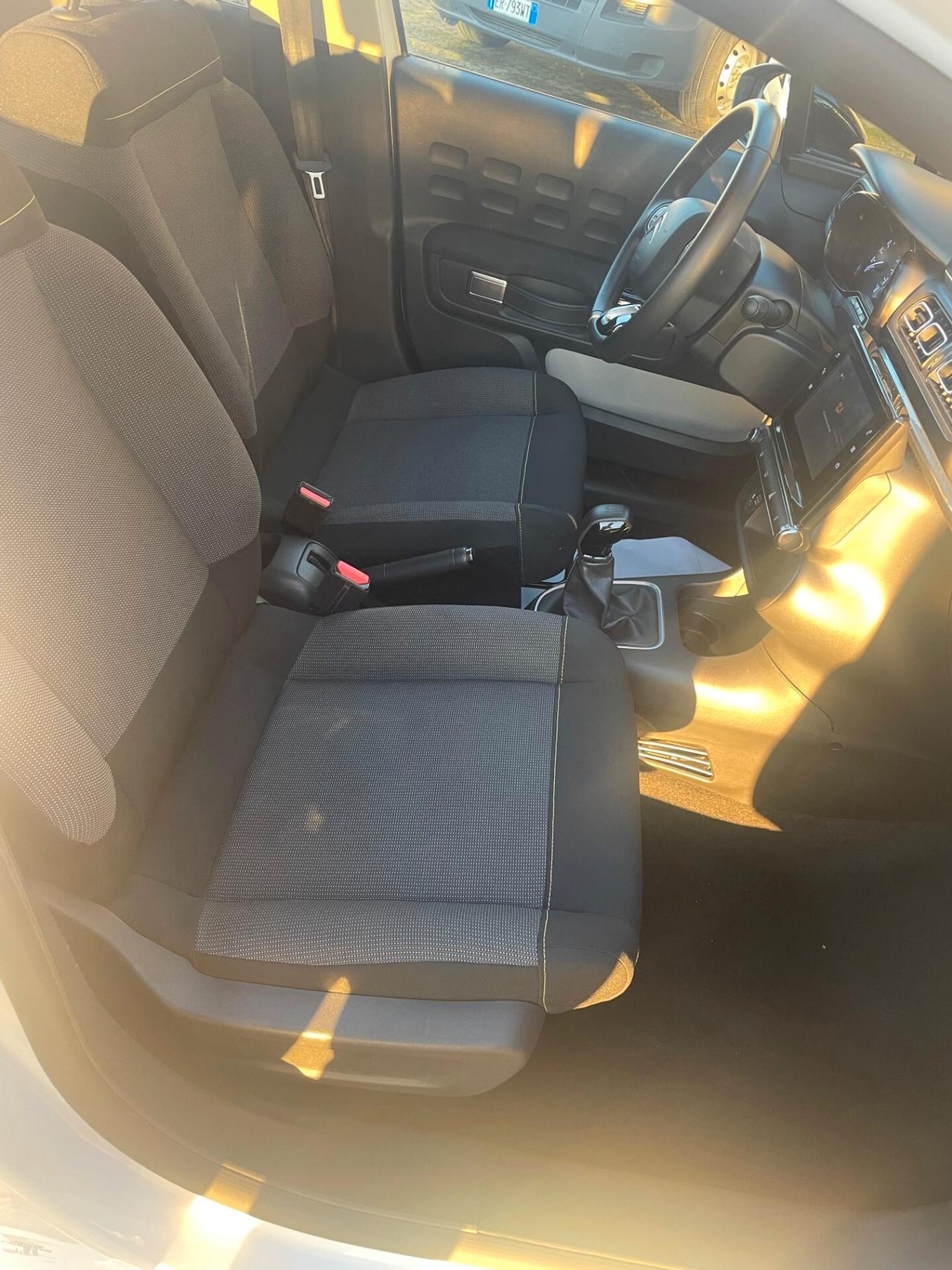 Citroen C3 PureTech 83CV Shine