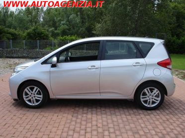 SUBARU Trezia 1.3i 6MT Comfort