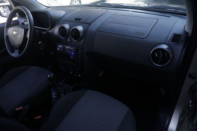 Ford Fusion Ford Fusion 1.4 TDCi 5p. Leather 50KW ANNO 2004