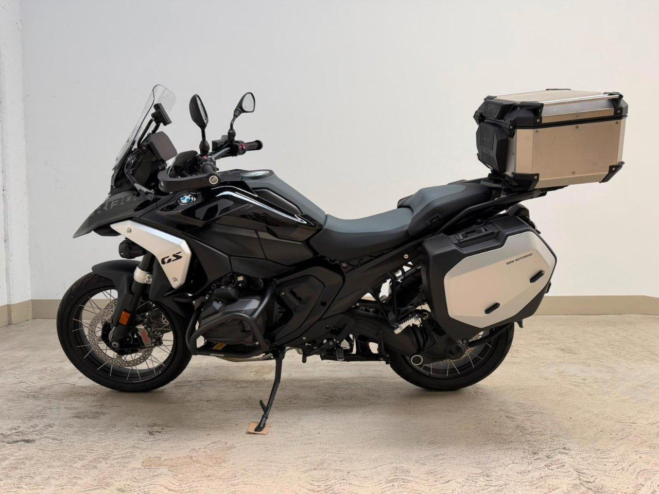 BMW R 1300 GS Triple Black*FORMULA S*DYNAMIC*INNO*SOSP*