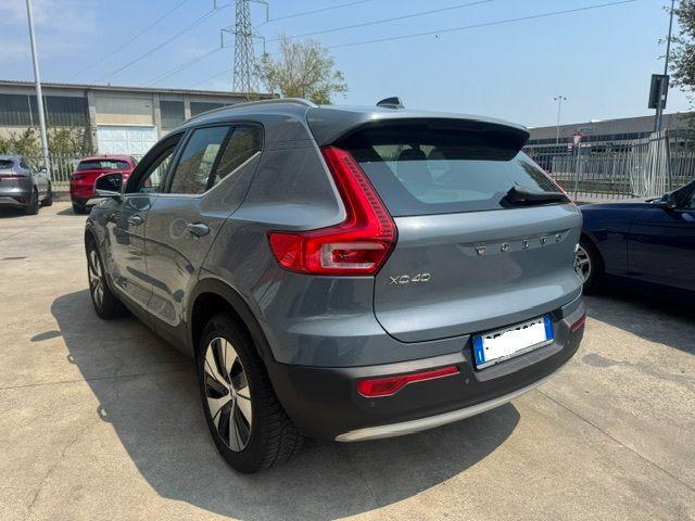 VOLVO XC40 T4 Recharge Plug-in Hybrid Inscription Expression