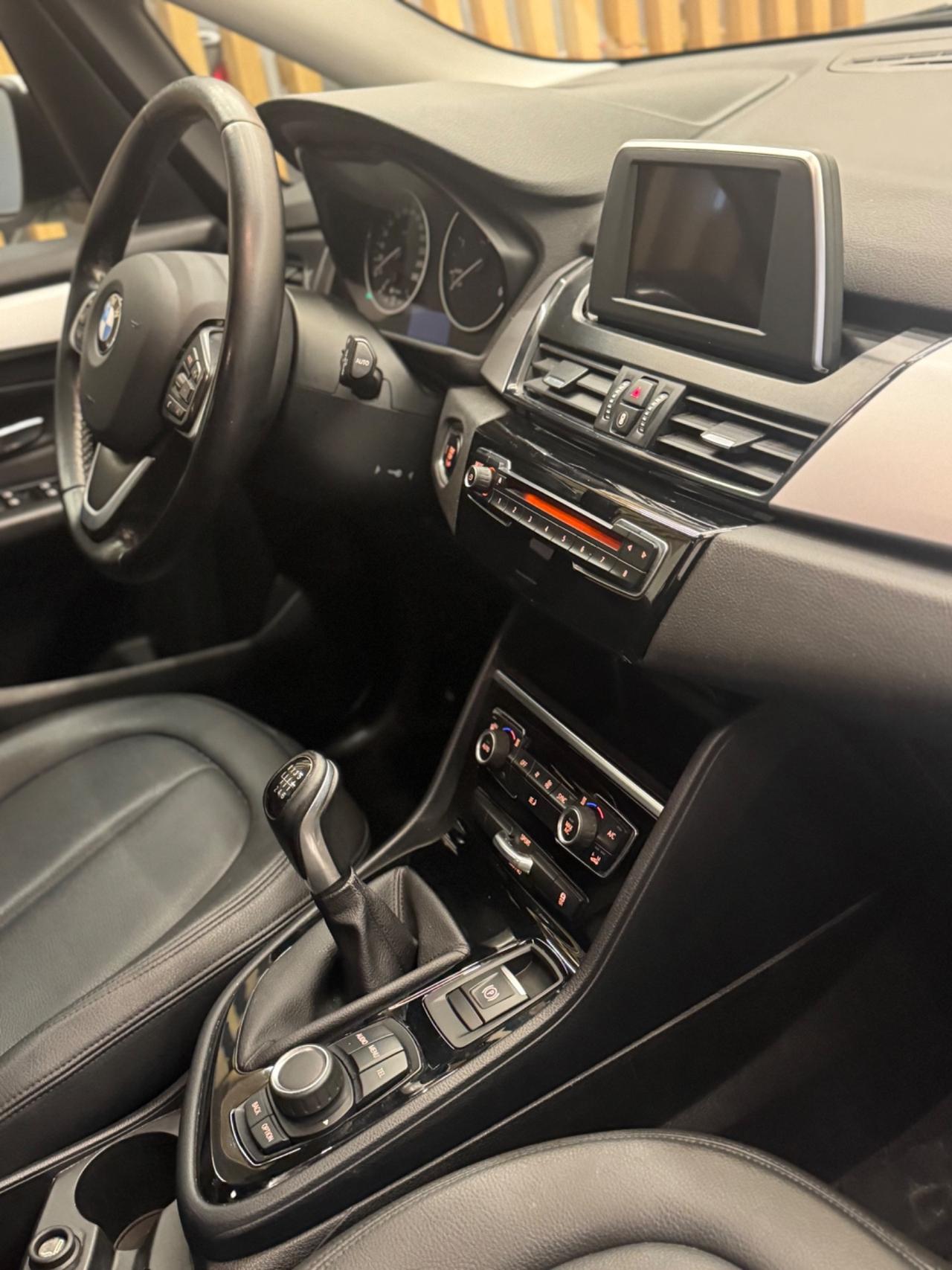 BMW 220 LUXURY ACTIVE NAVI PELLE XENO 4X4 UNICOPROPRIETARIO