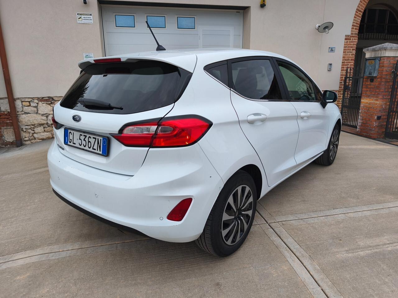 Ford Fiesta 1.1 - Titanium Neopatentato -75 CV 5 porte