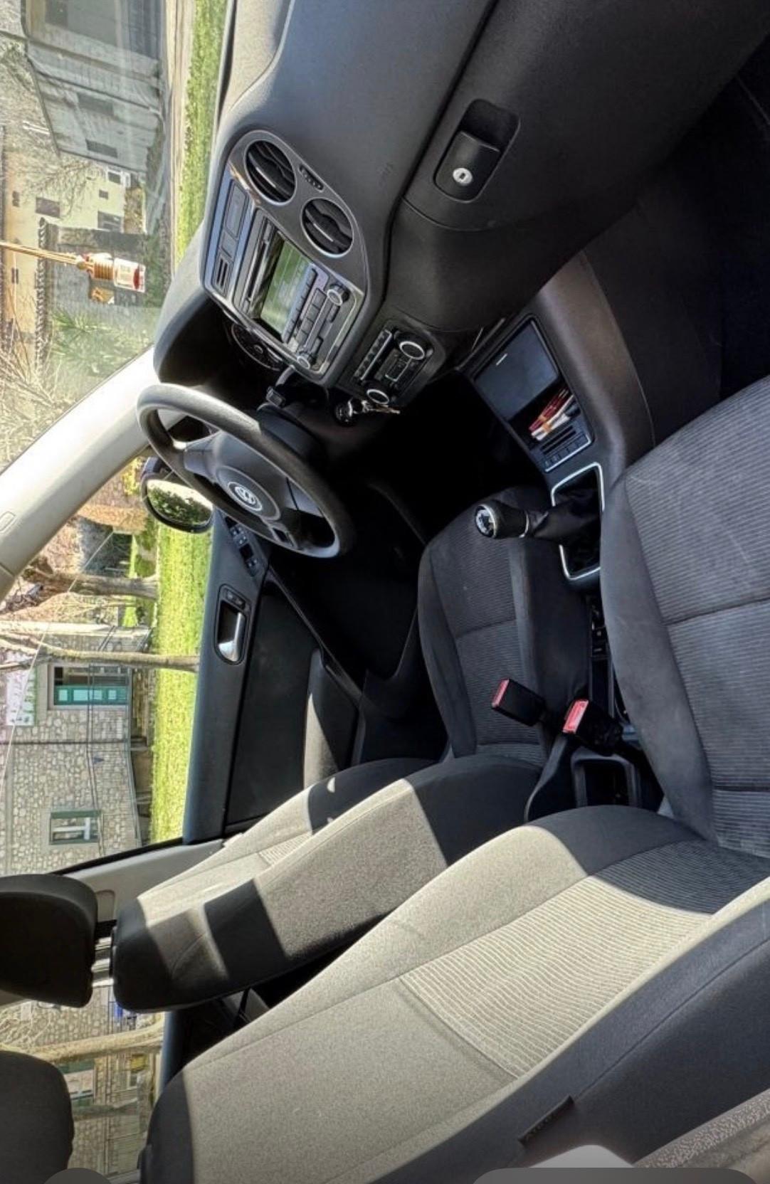 Volkswagen Tiguan 1.4 tsi 122cv solo 180 MILA KM