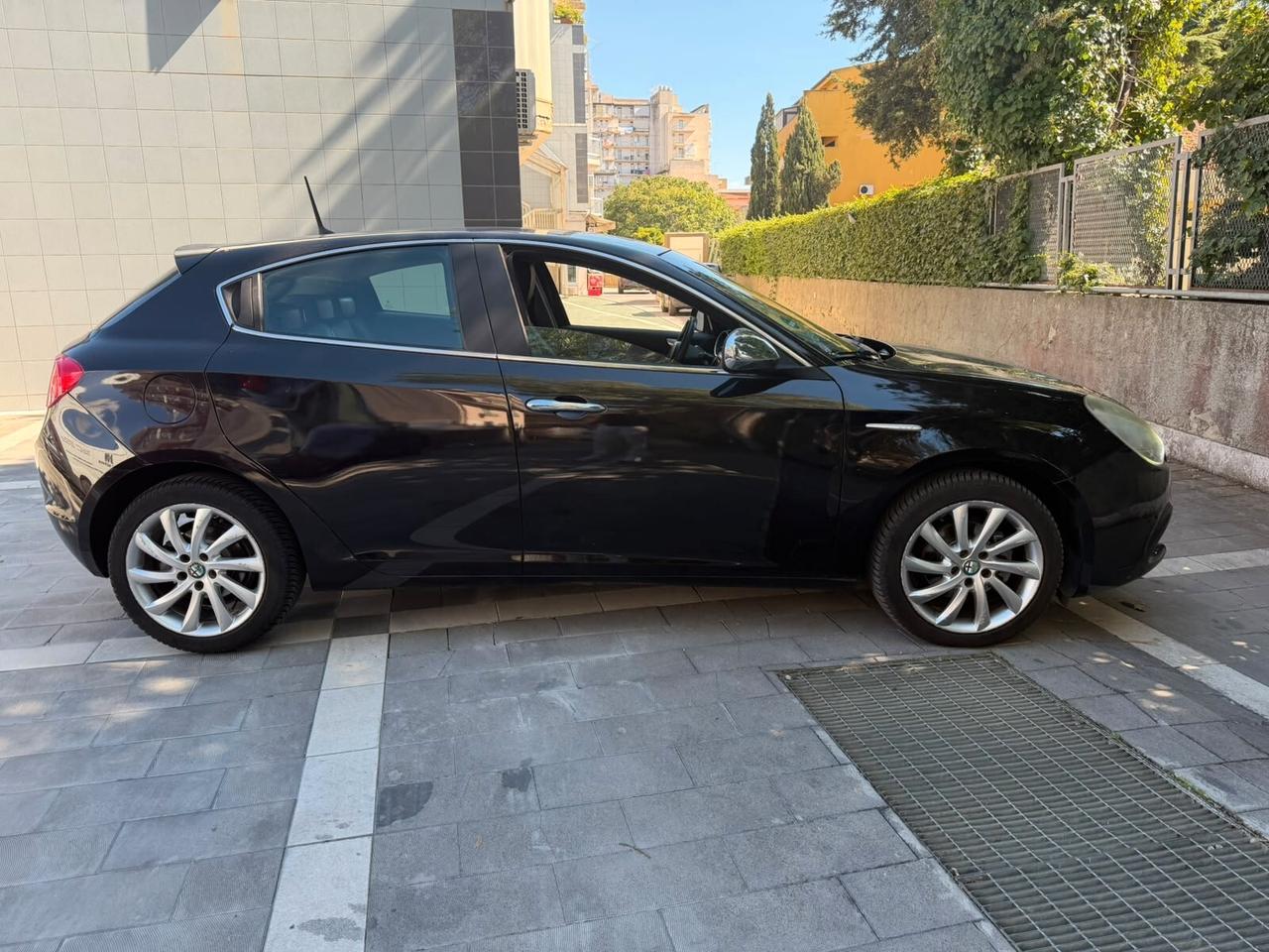 Alfa Romeo Giulietta 1.6 JTDm-2 105 CV Exclusive