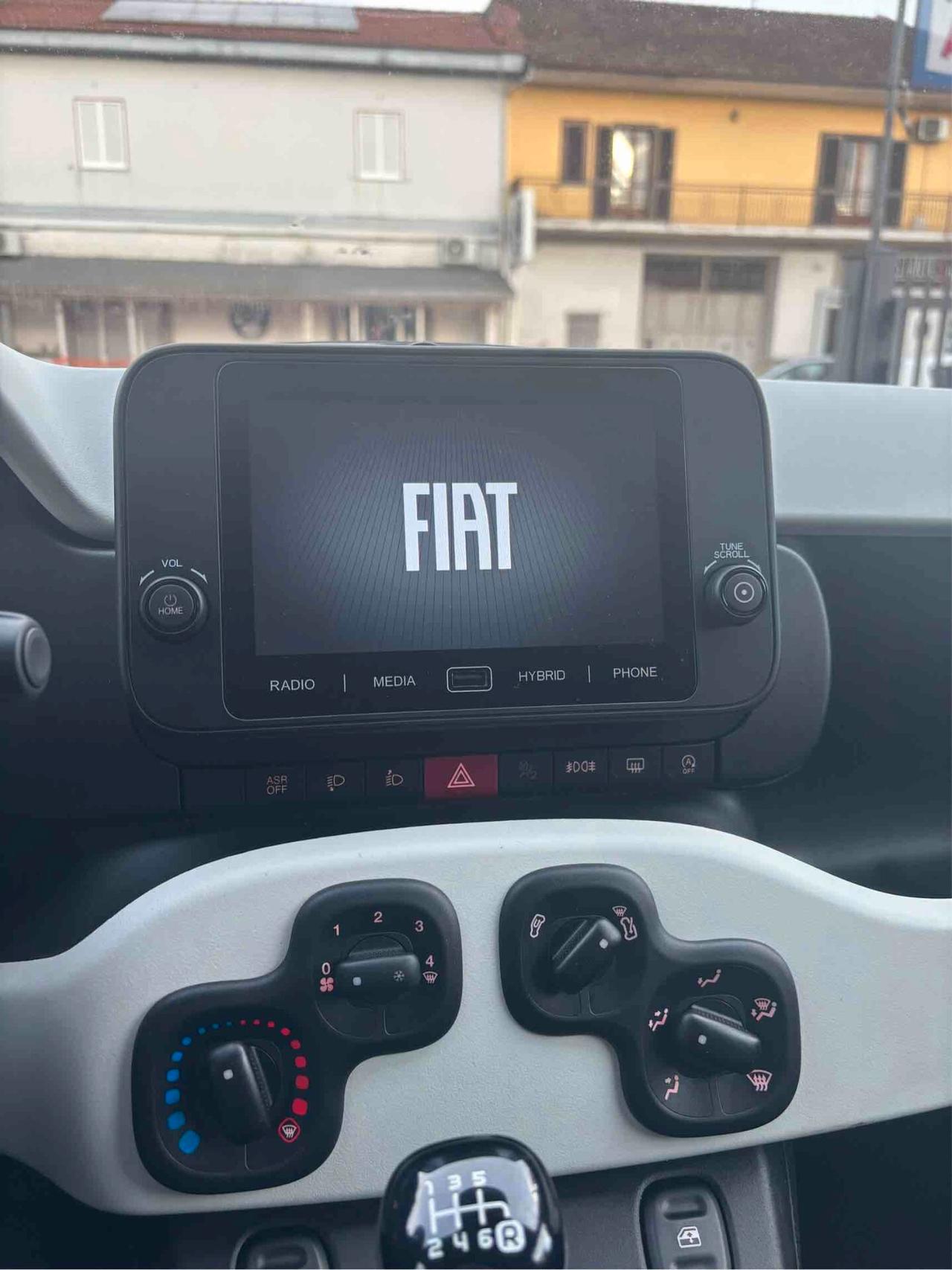 Fiat Panda 1.0 FireFly S&S Hybrid Pandina