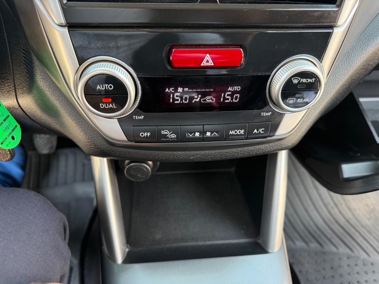 Subaru Forester 2.0D XS Exclusive Perfetta GancioTRAINO