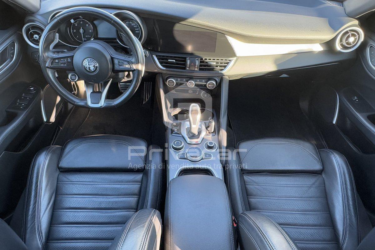 ALFA ROMEO Giulia 2.2 Turbodiesel 210 CV AT8 AWD Q4 Veloce