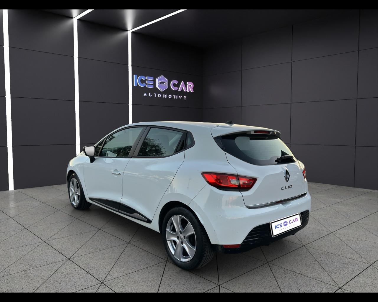 RENAULT Clio 4ª serie - Clio 1.2 75CV 5 porte Live