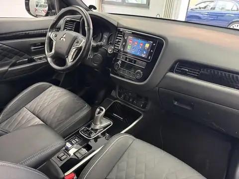 Mitsubishi Outlander 2.4 MIVEC 4WD PHEV Instyle SDA
