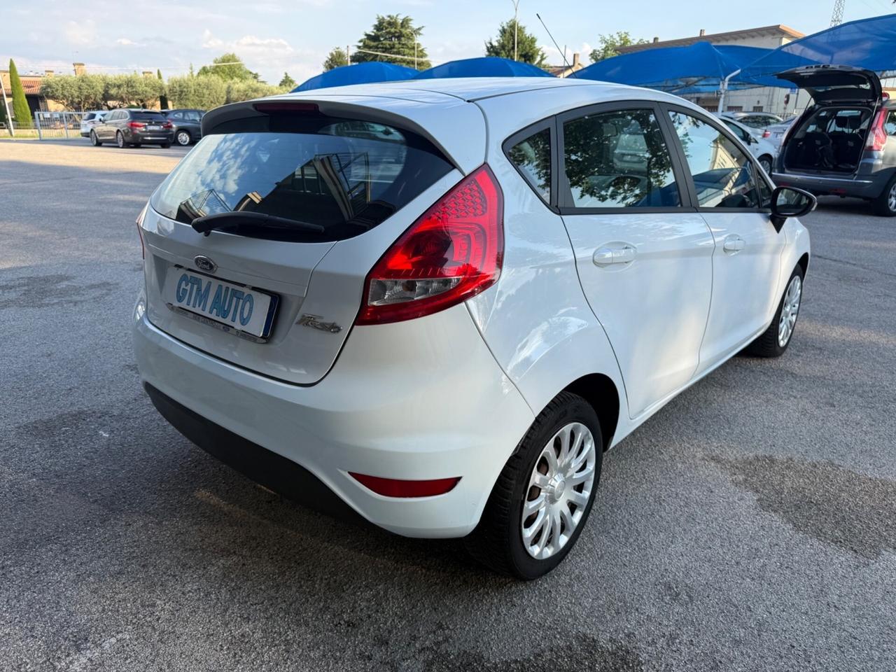 Ford Fiesta 1.4 5 porte Bz.- GPL - Neopatentati
