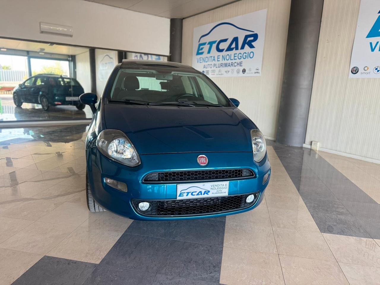 Fiat Grande Punto 1.3 MJT 75 CV 5 porte S&S Virgin Radio tetto panoramico apribile