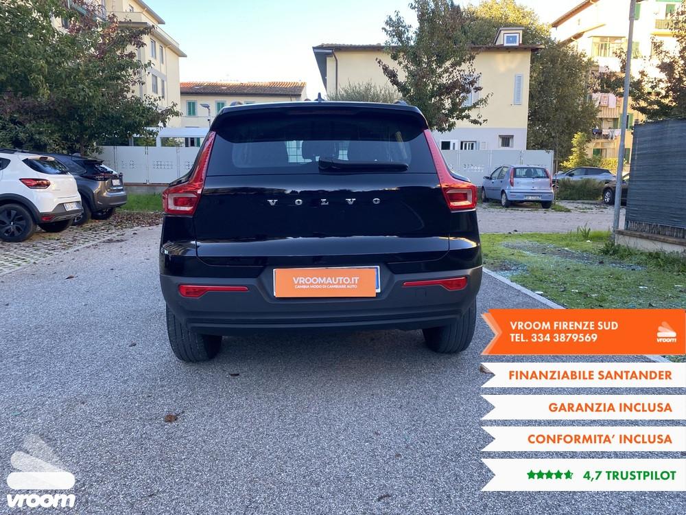 VOLVO XC40 (2017-->) XC40 T2 Momentum Pro