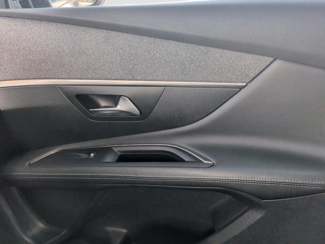 Peugeot 3008 BlueHDi 130 S&S EAT8 Allure 2019