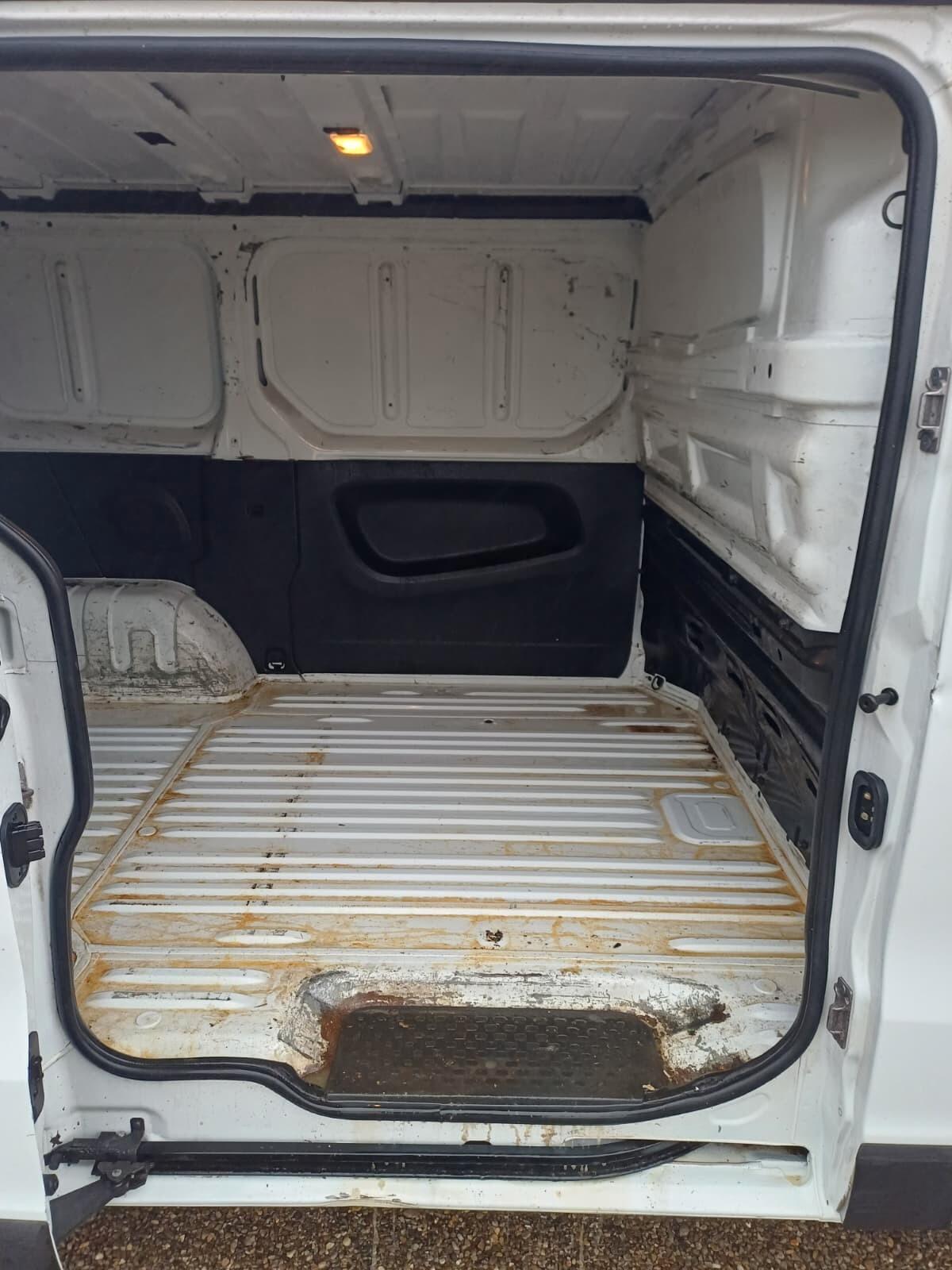 Renault Trafic T27 1.6 dCi 125CV S&S PC-TN Zen