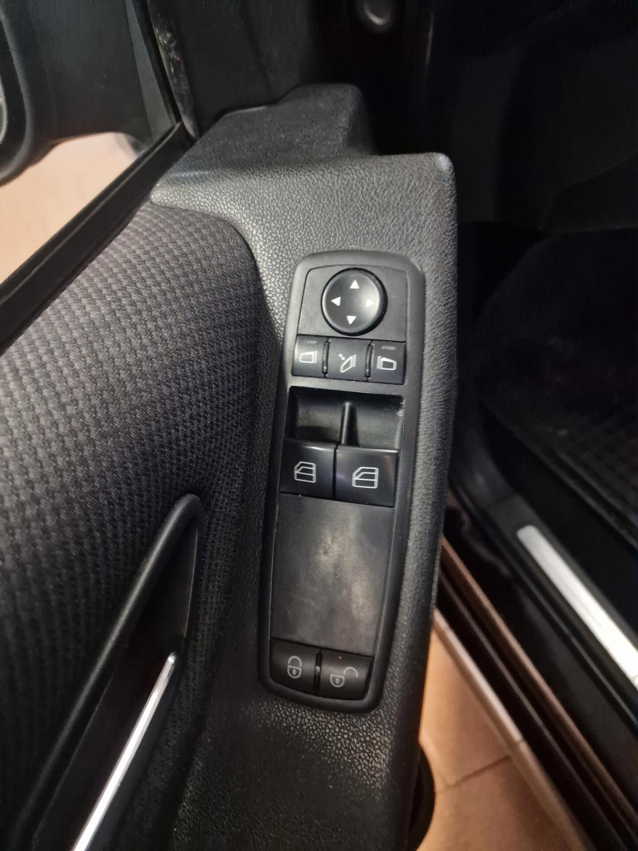 Mercedes-benz B 180 CDI Premuim