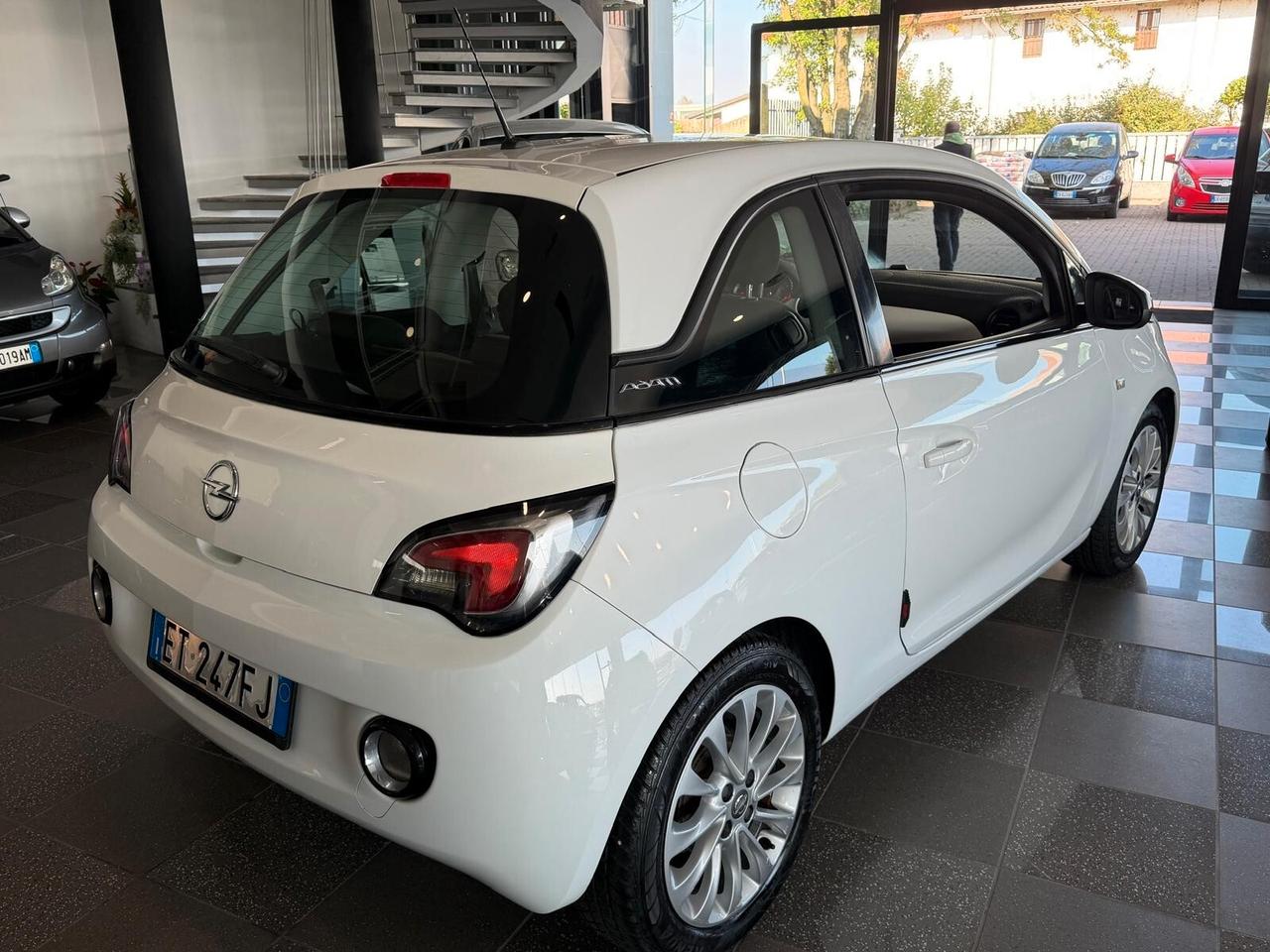 Opel Adam 1.2 70 CV