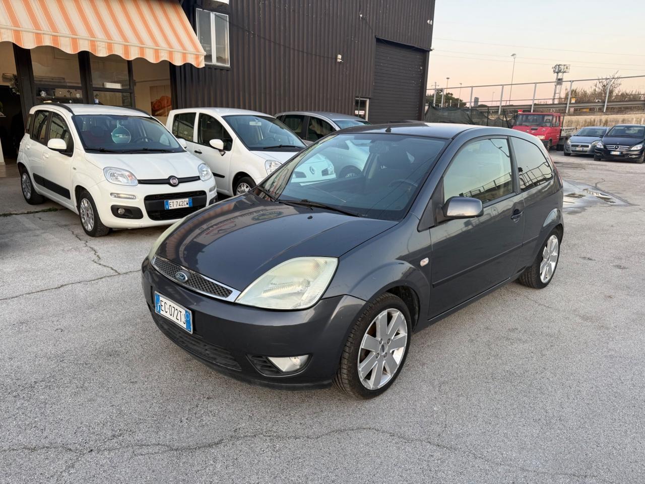 Ford Fiesta 1.2 82CV 3 porte Titanium
