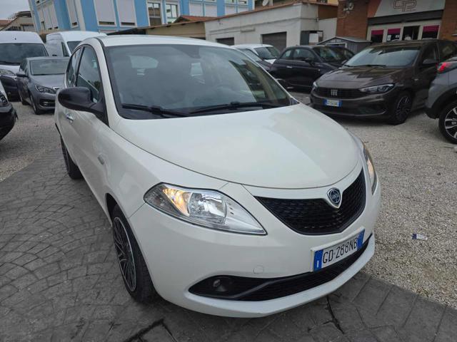 LANCIA Ypsilon 1.0 FireFly 5 porte S&S Hybrid Ecochic NO Obbli. d