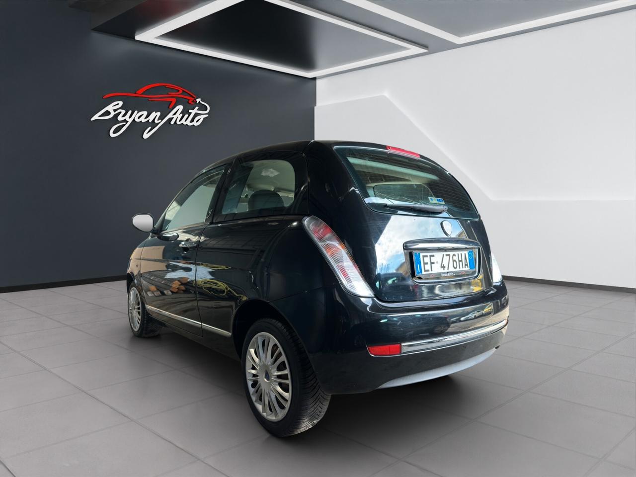 Lancia Ypsilon 1.2 69CV DIVA