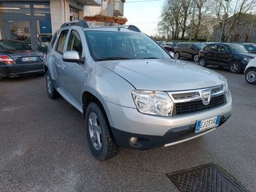 Dacia Duster 1.5 Diesel Neopatentati con gancio di traino