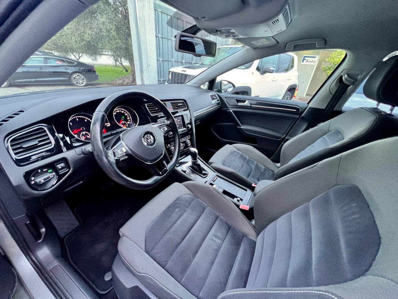 Volkswagen Golf 2.0 TDI DSG 150cv Highline BlueMotion Technology