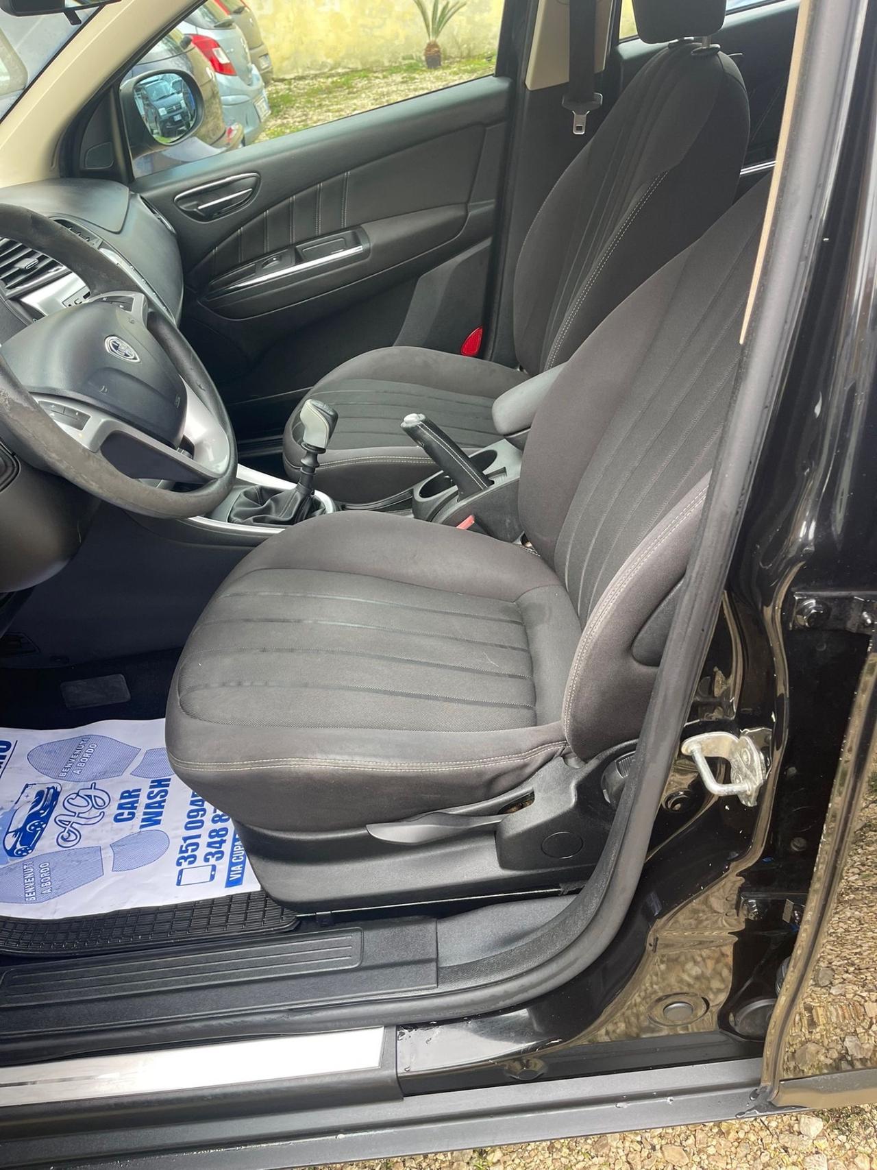 Lancia Delta 1.6 MJT DPF Argento