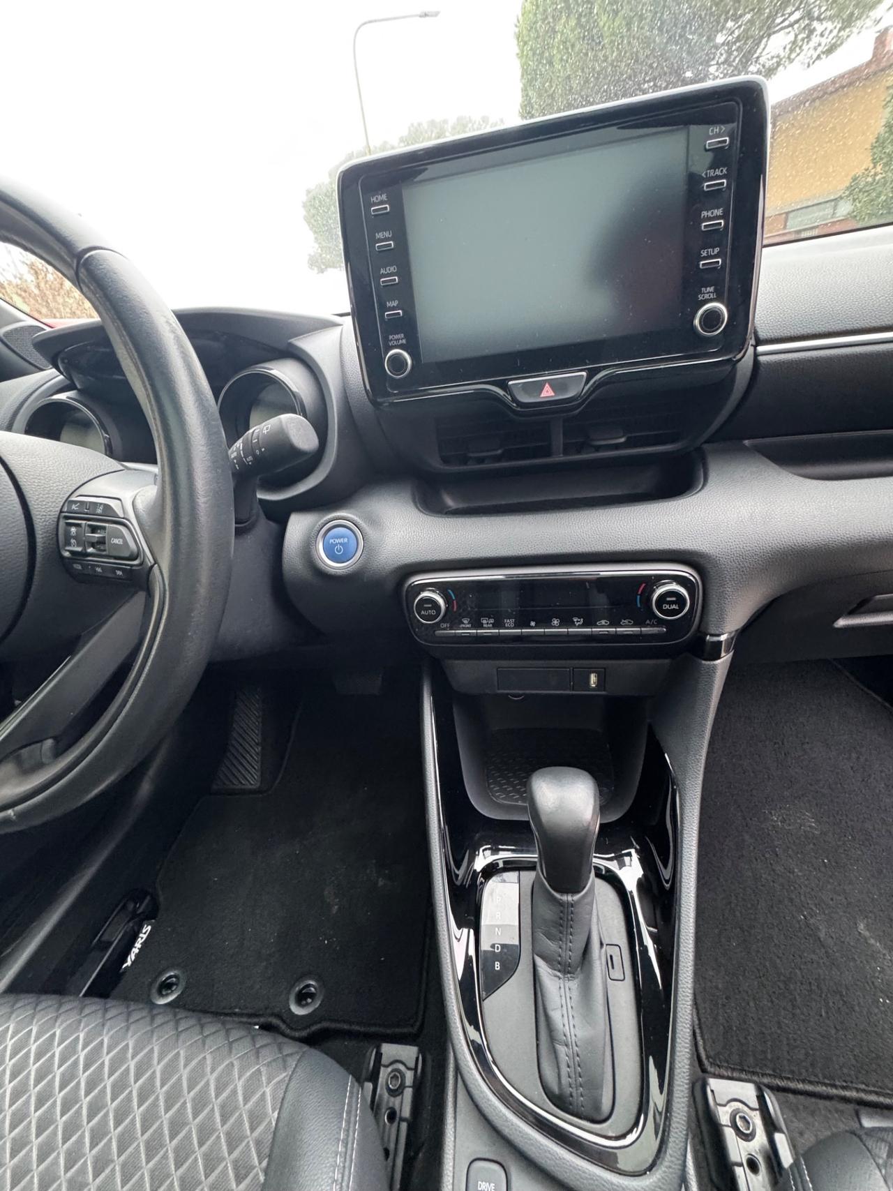 Toyota Yaris 1.5 Hybrid 5 porte Premiere