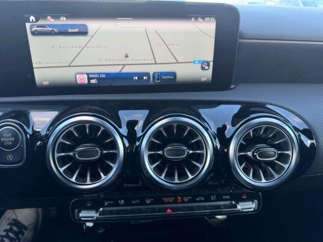 MERCEDES-BENZ A 200 d Automatic AMG Line Premium Night Edition