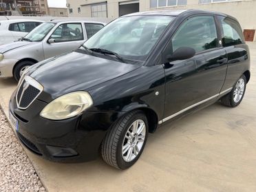 Lancia Ypsilon Argento Ecochic Benzina/GPL 2009