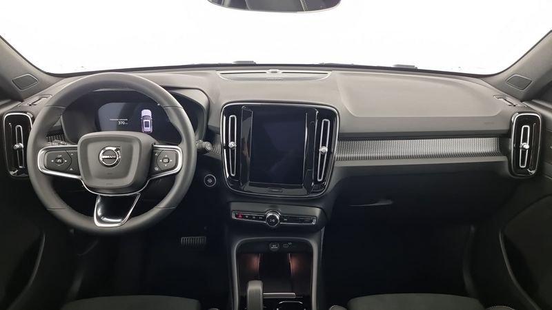 Volvo XC40 B3 automatico Ultra Black Edition