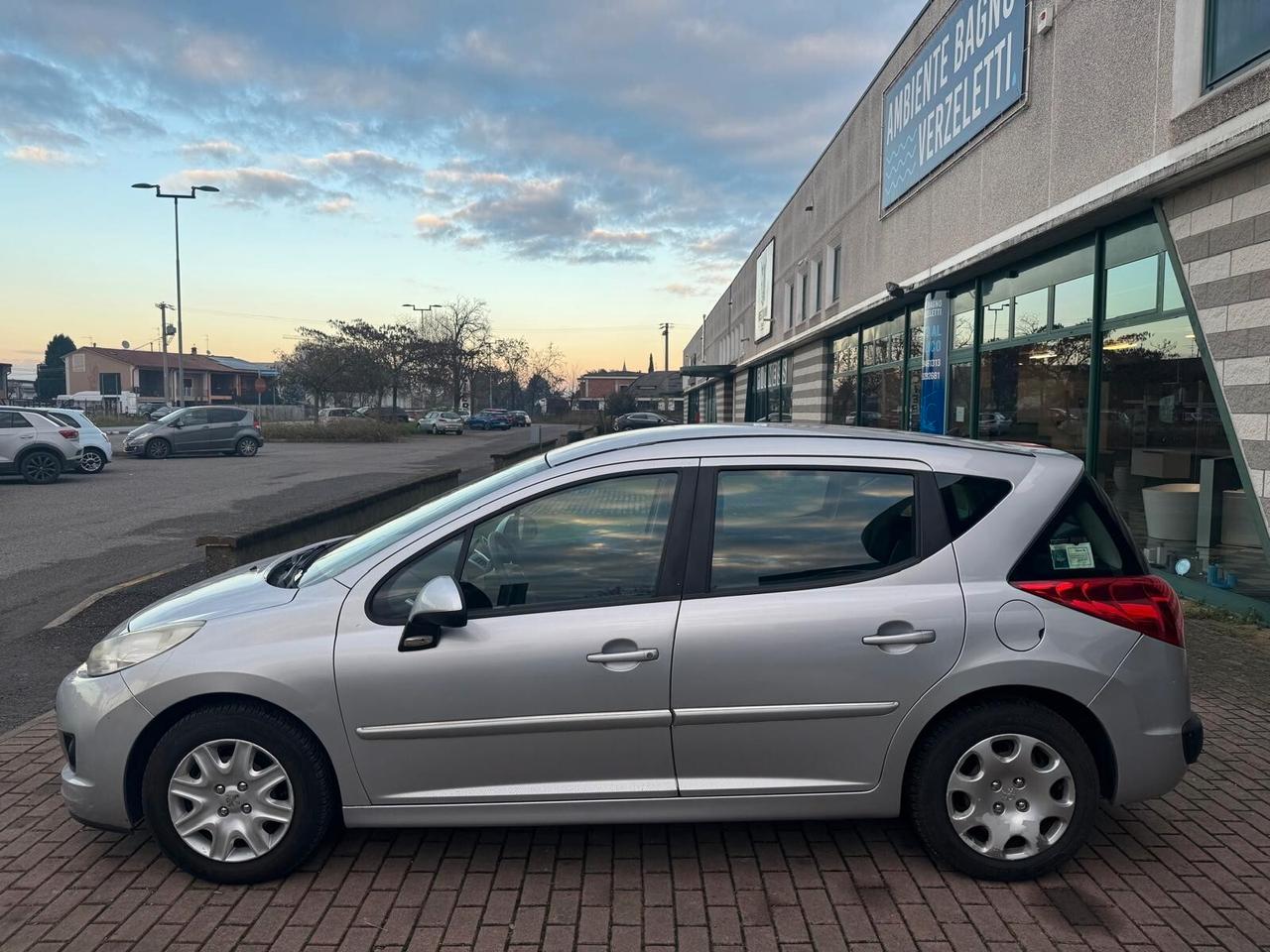 Peugeot 207 1.4 8V 75CV SW Energie ECO GPL