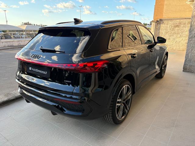 AUDI Q5 TDI 150 kW mHEV+ S tronic quattro S line edition.