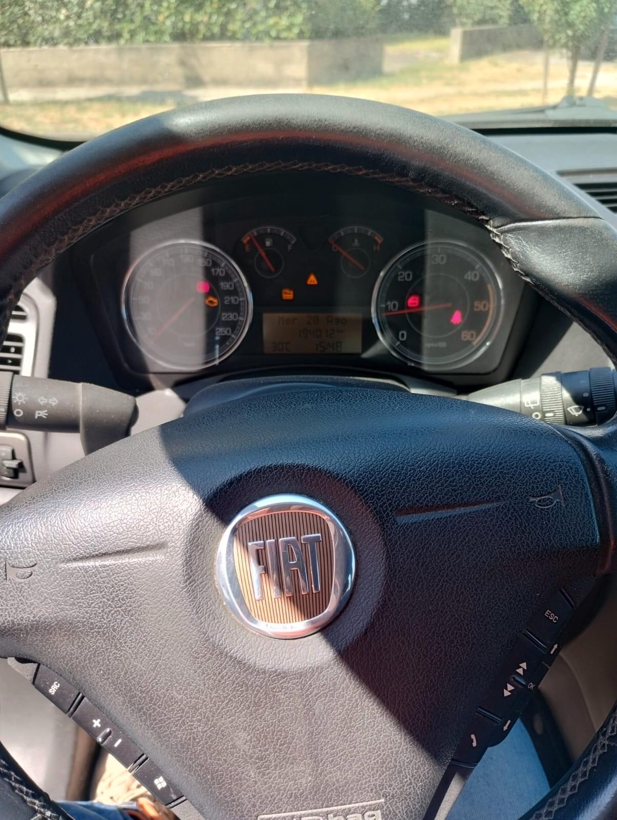 Fiat Croma 1.9 Multijet 16V Must