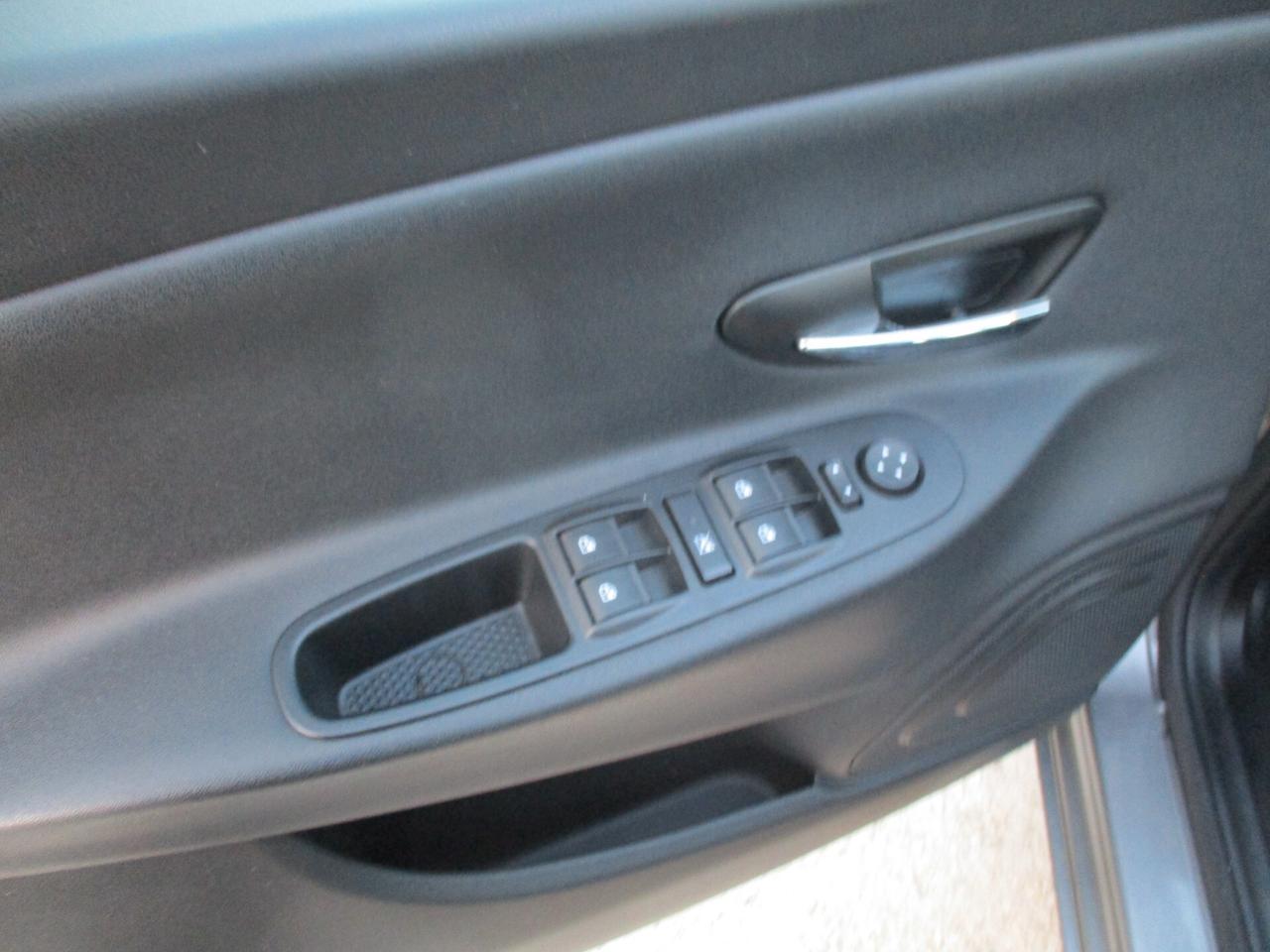 Lancia Ypsilon 1.3 MJT STRAFULL (TETTO APRIBILE)