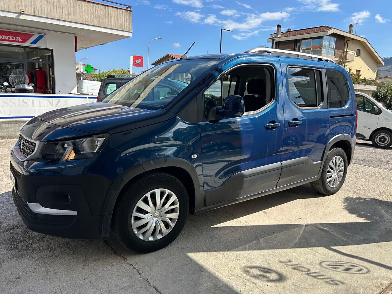 Peugeot Rifter 1.5 HDI GT Line Gancio Di Traino