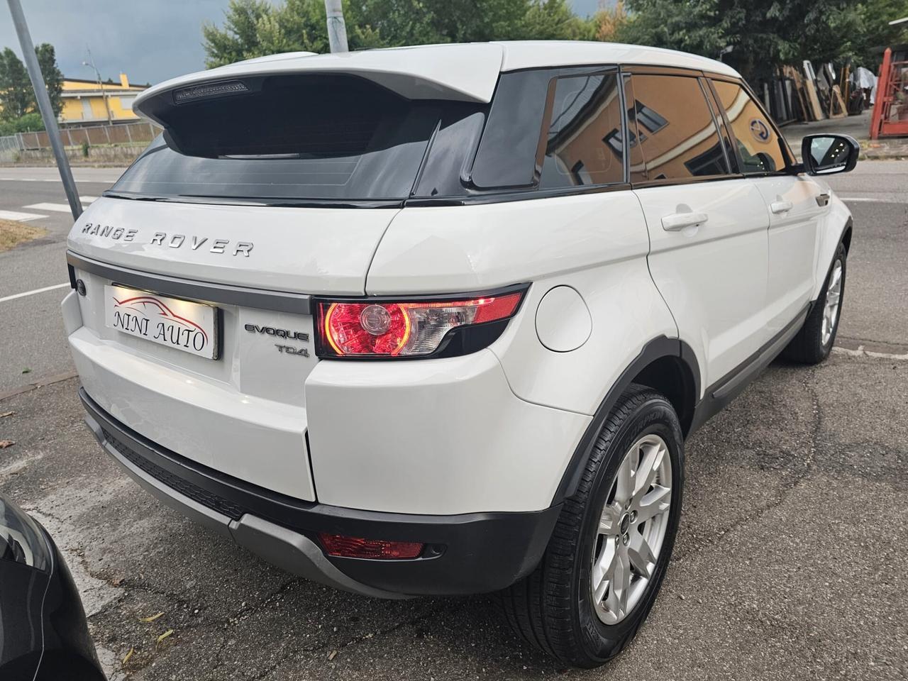 Land Rover Range Rover Evoque 2.2 TD4 150cv Pure*Pelle*Xeno*Gancio