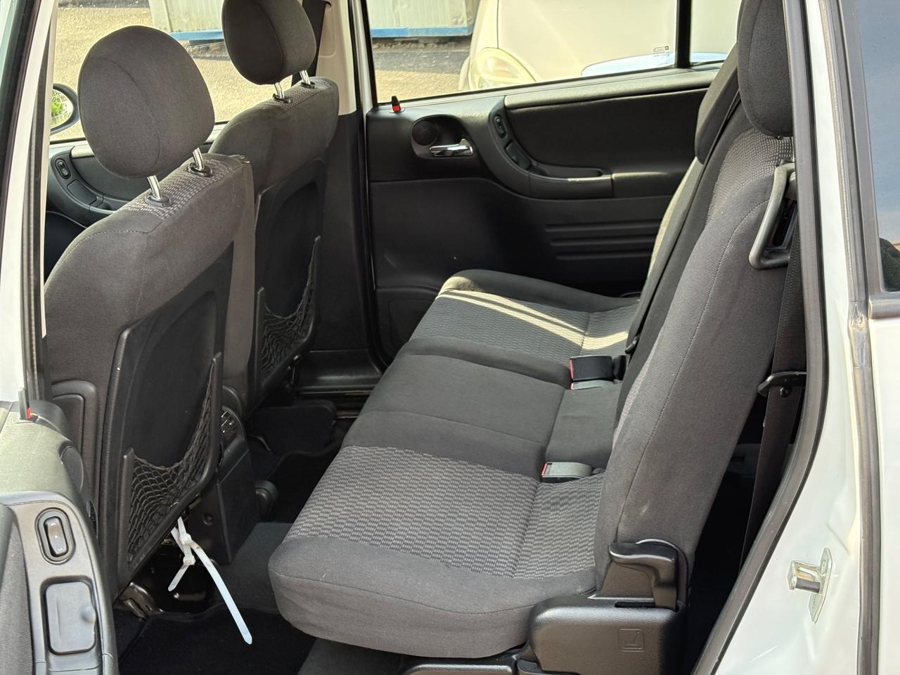 Opel Zafira 1.6 16V 7 POSTI Metano